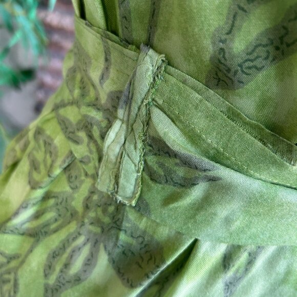 La Cera Green Sheath Shift Dress Floral Self Belt Size XL Cottagecore Casual - Picture 3 of 6